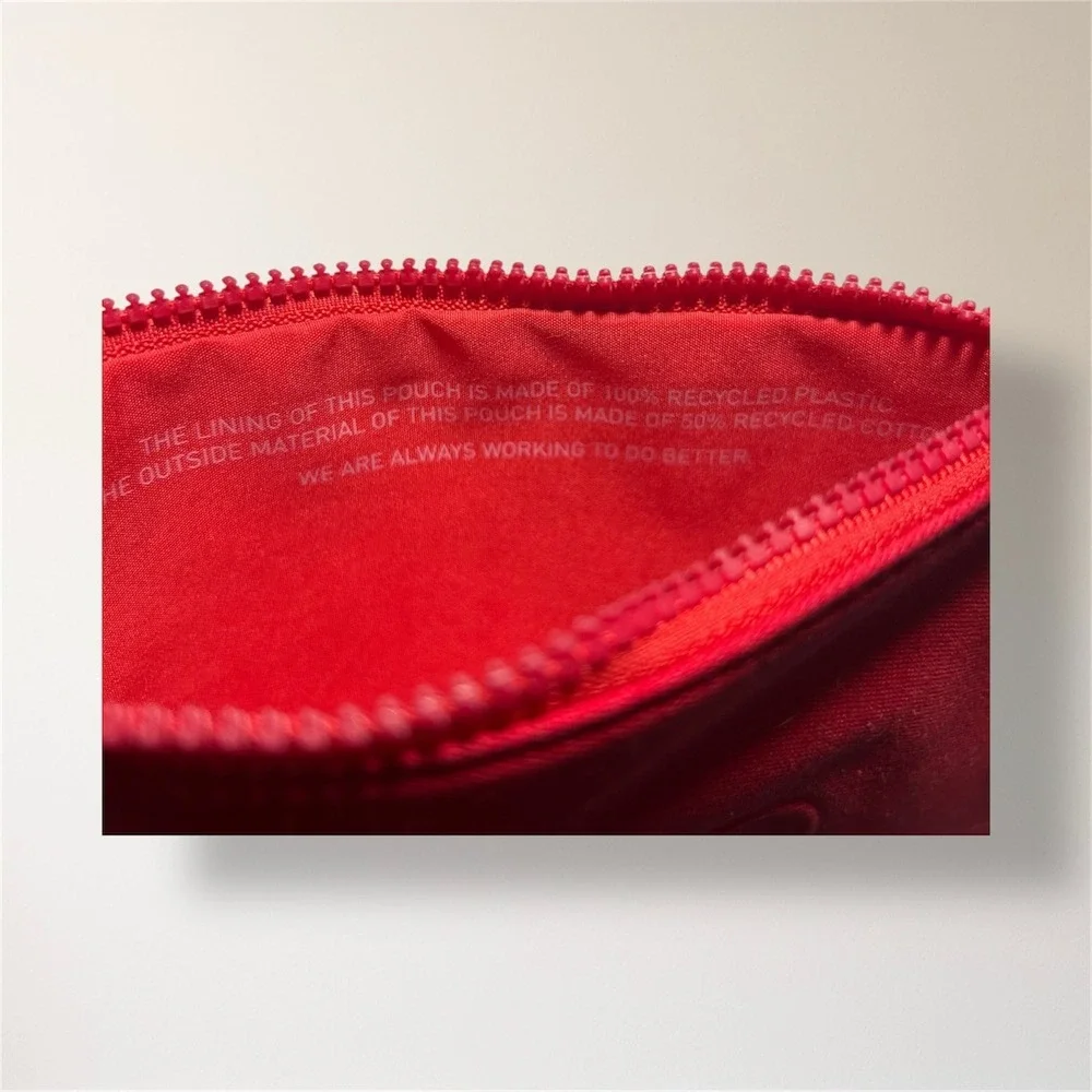 New VALENTINO V‎ Logo Red Zipper Cosmetic Pouch Bag Makeup Cotton Resort Travel